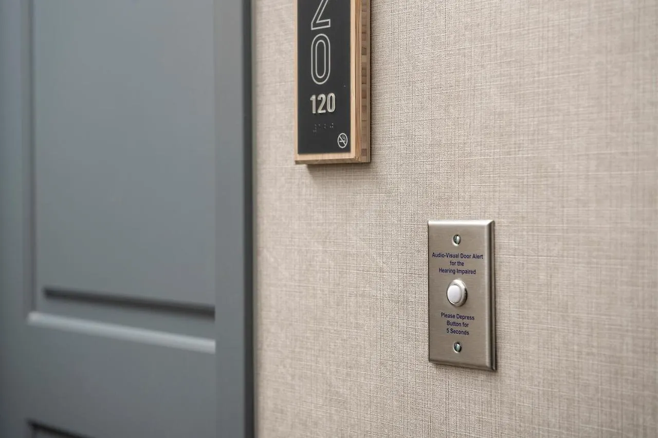 Homewood Suites By Hilton 德斯廷 酒店