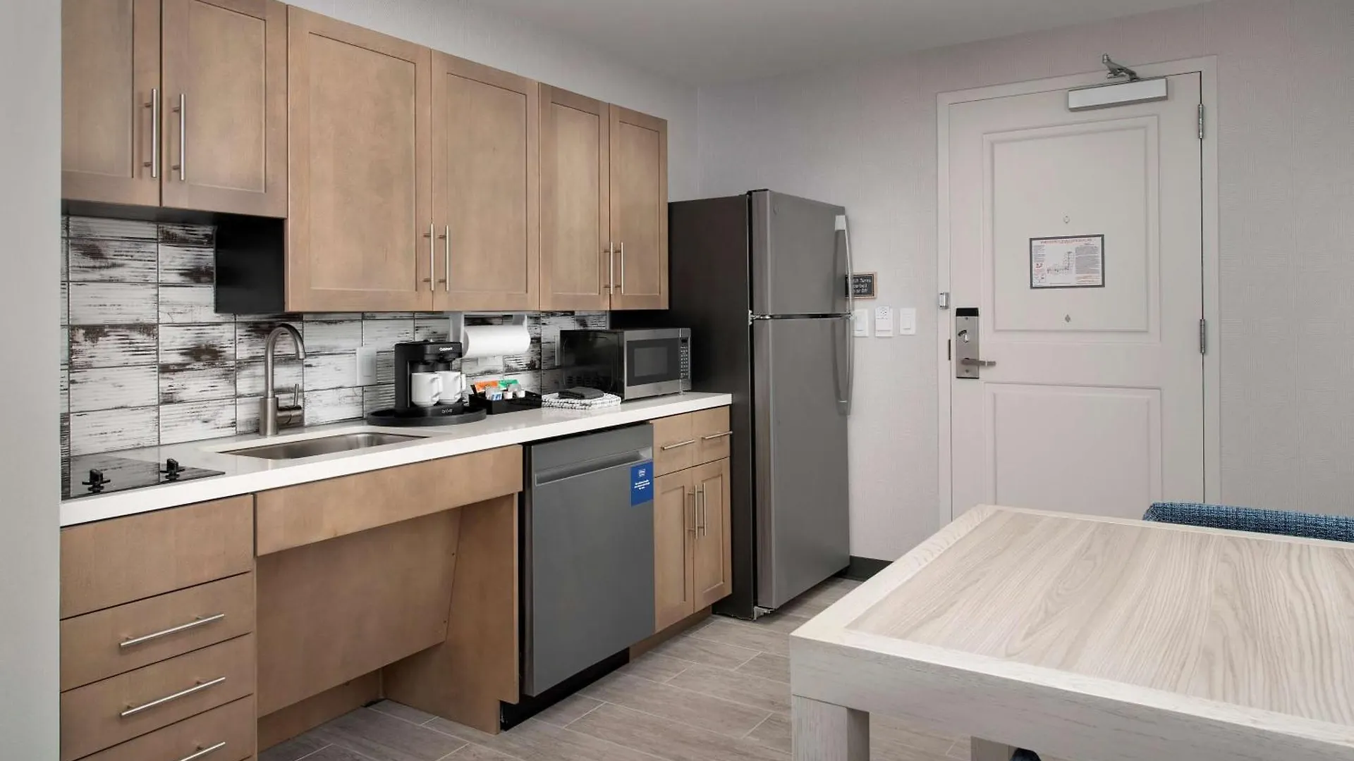 Homewood Suites By Hilton 德斯廷 3*,  美国