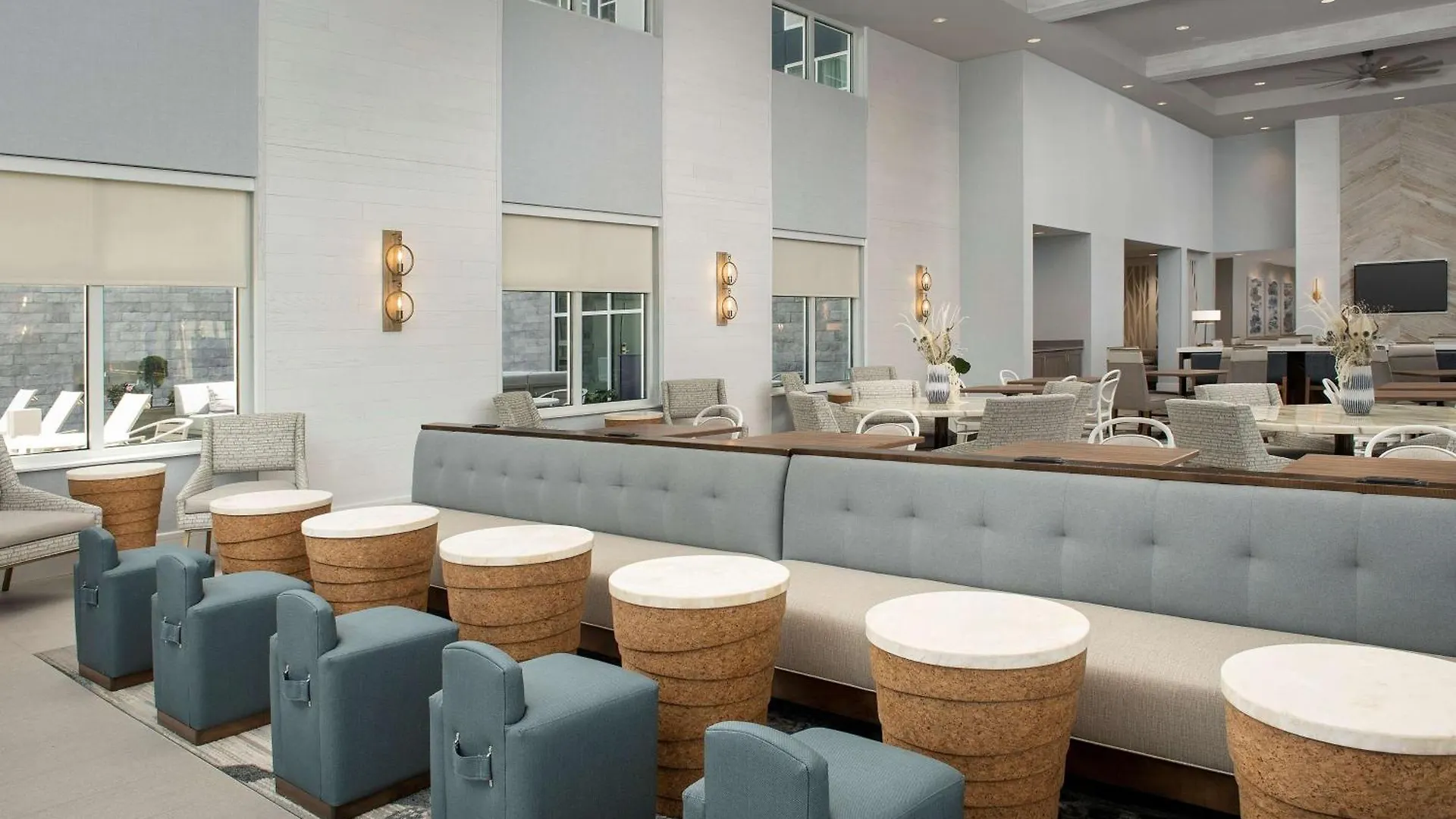 Homewood Suites By Hilton 德斯廷 酒店
